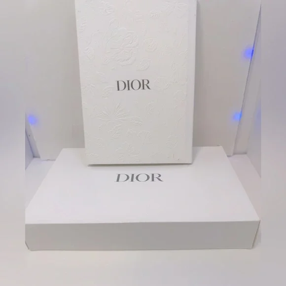 Dior Notebook J’adore Limited Edition Floral Embossed Gold Gilded Pages with Box - Picture 6 of 6